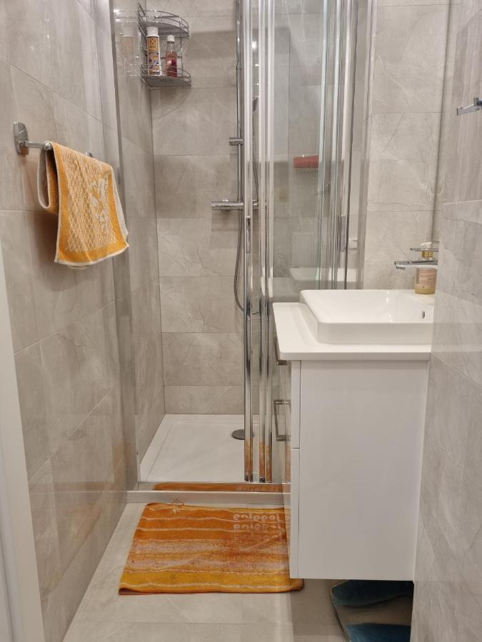 Ferienwohnung W Kolorze Miety Warschau Exterior foto
